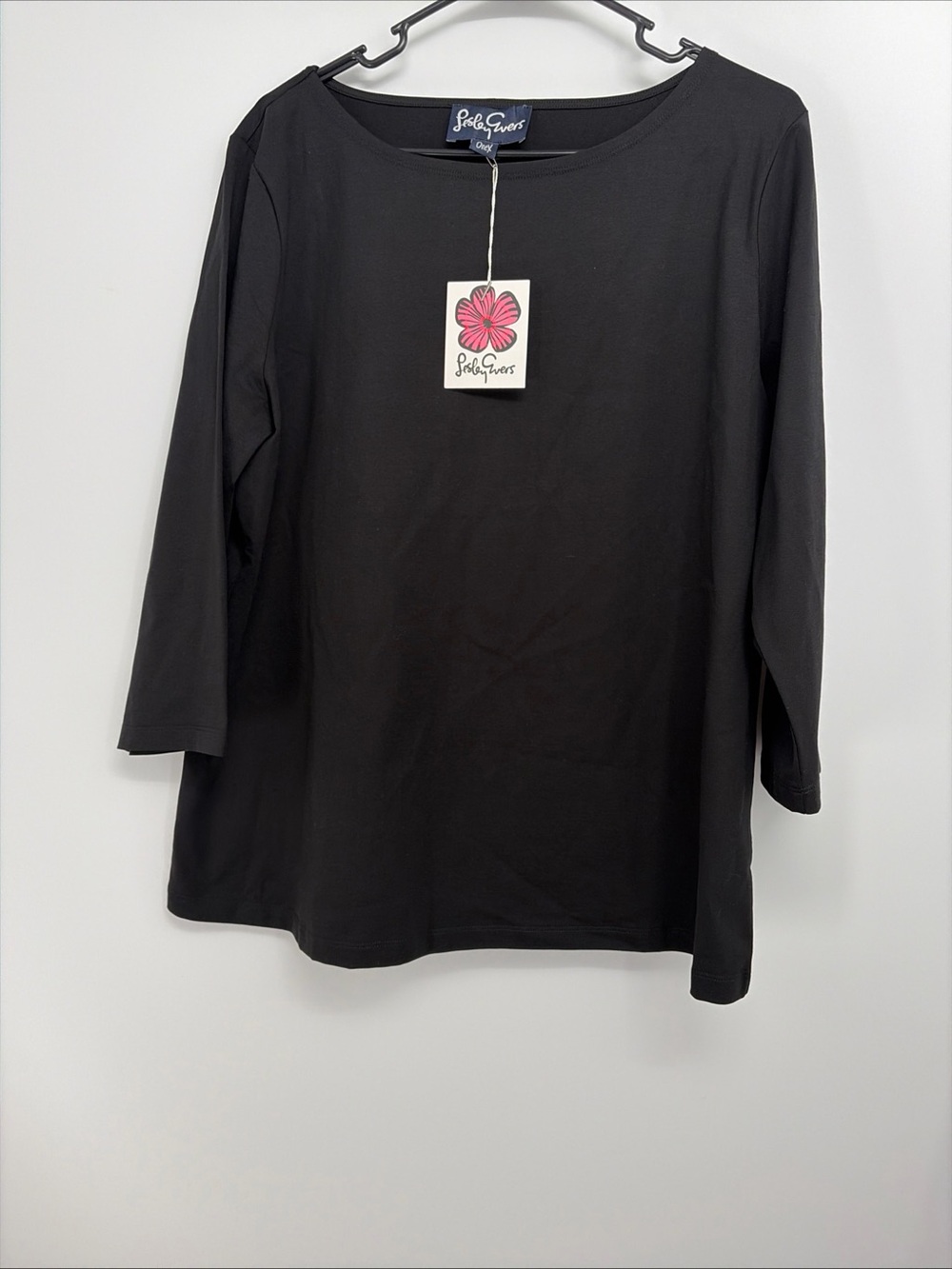 Lesley Evers DAKOTA tee Black Shirt Size 1X XL Art Print Top New